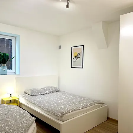 Przy Plazy - Kordeckiego 8 Apartment
